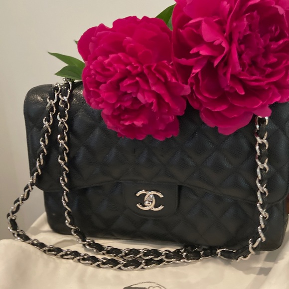 Authentic Chanel - Picture 2 of 4